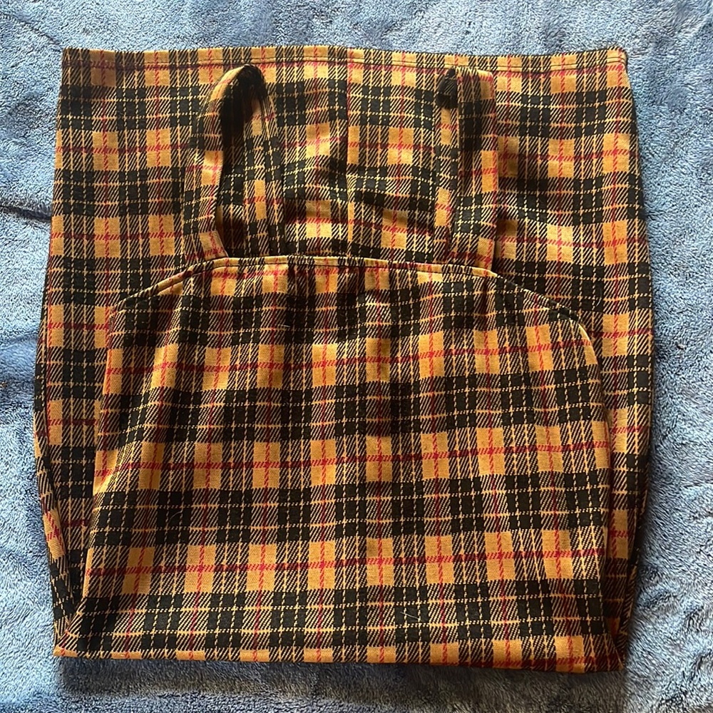 Size small Dress / Knee Length /